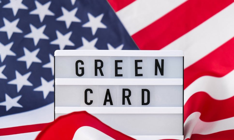 Green Card Sürecinde Avukat Tutmak Neden Önemlidir